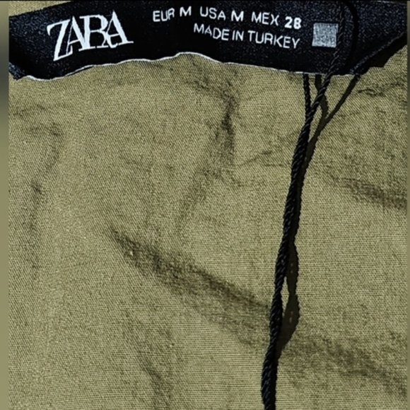 Zara Green Boxy Button Down Shirt with Notched Collar - Picture 8 of 8